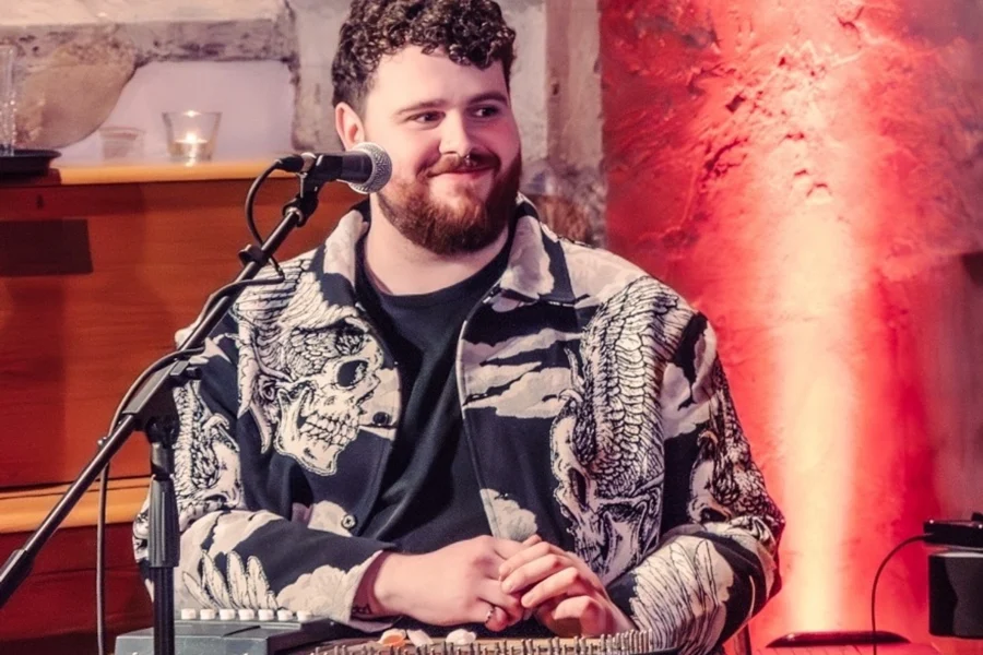 Peadar Connolly Blends Alt-Folk and Eurovision Flair on Chart-Topping Single 'The Feeling is Over'