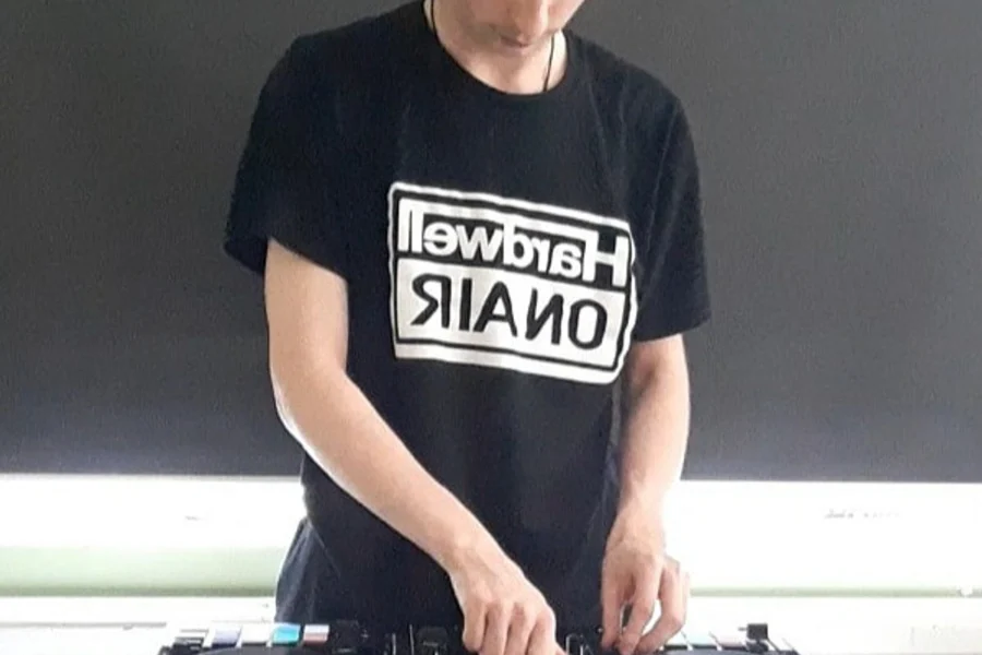 DJ Spare Sends I Wanna Go to the Dancefloor With House and Rave Energy