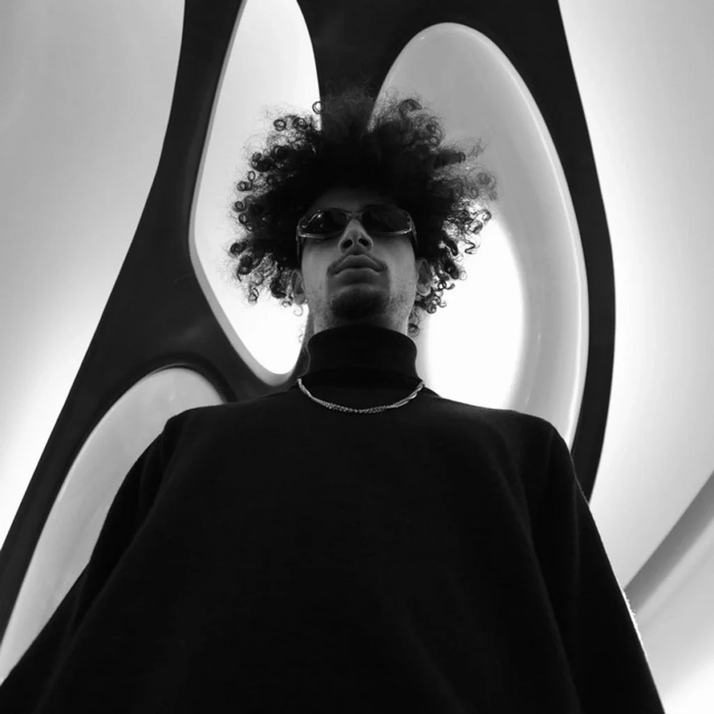 GIUSEPPE Returns Icarus to the Spotlight for Alt-Rock Pop and Indie R&B Listeners