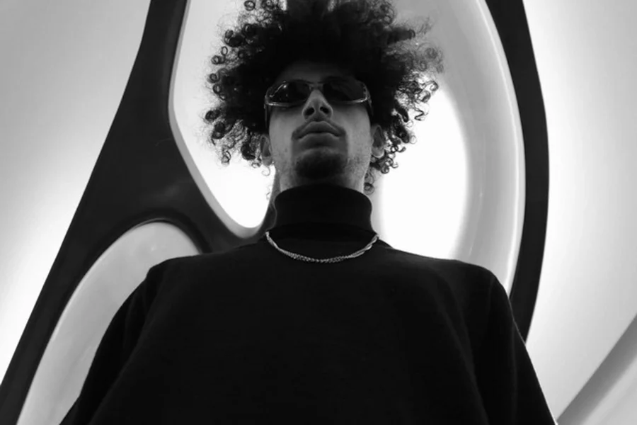GIUSEPPE Returns Icarus to the Spotlight for Alt-Rock Pop and Indie R&B Listeners