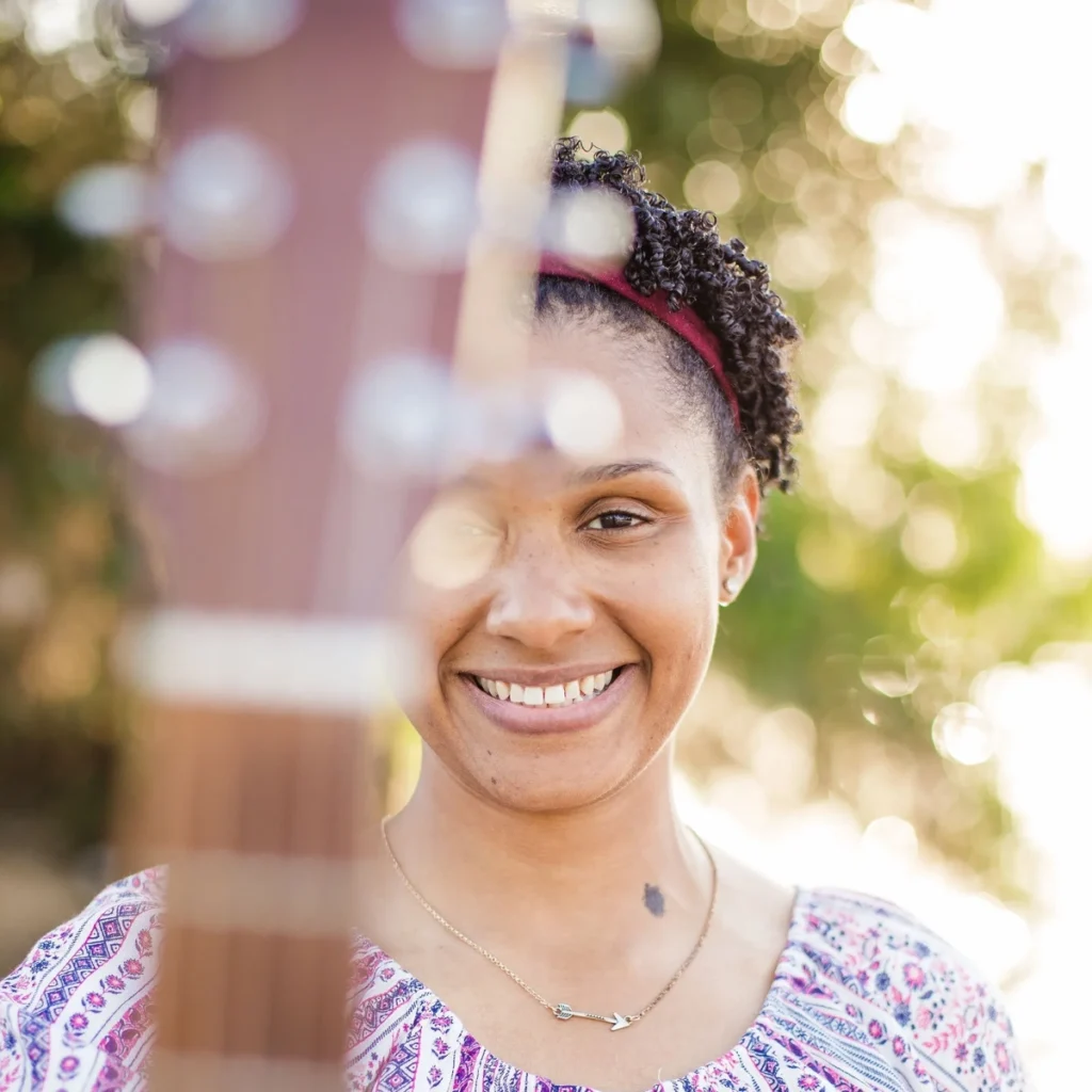 Latti Patterson Turns Everyday Encouragement Into a Hook on "Go Ahead and Do Your Thing"