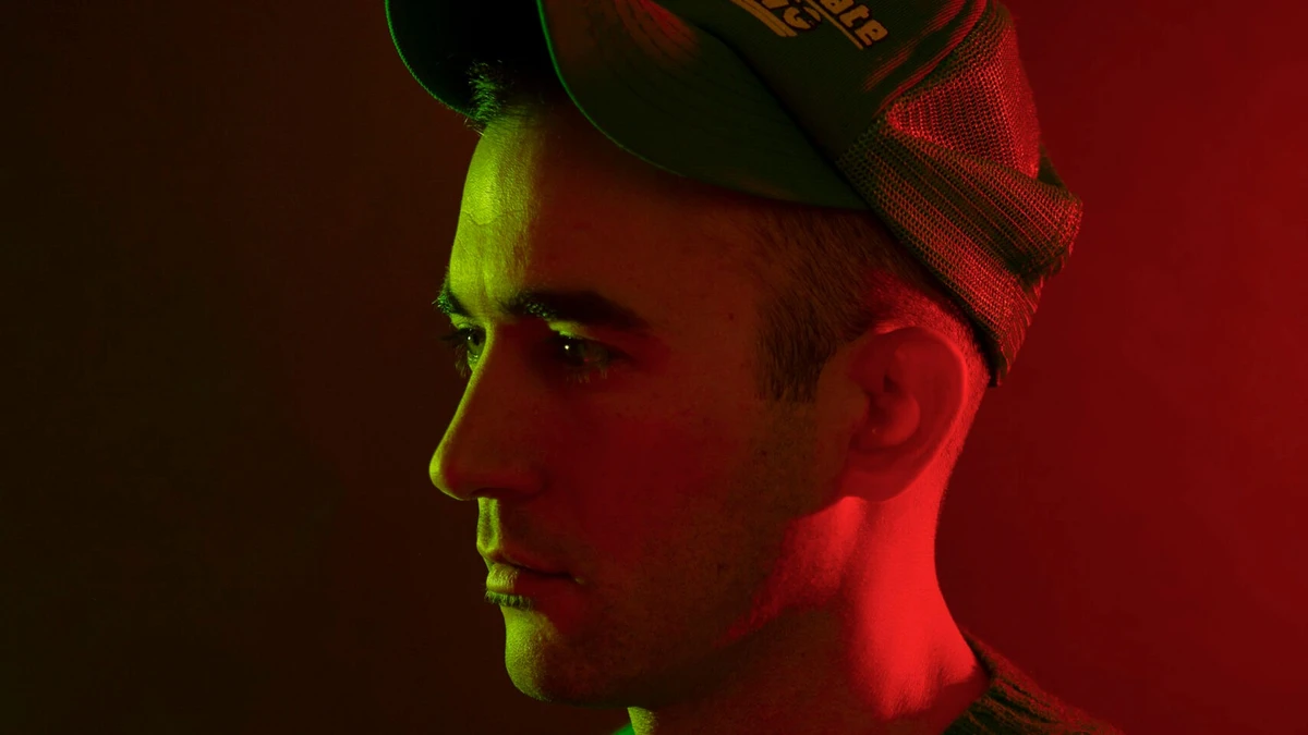 Sufjan Stevens Turns His Homemade Christmas Gifts Into One Record